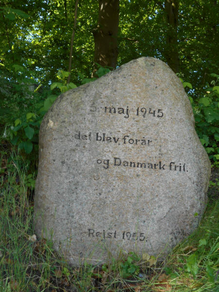 Befrielsessten ved foden af Mllebakken, Tranebjerg by, Sams sogn og kommune