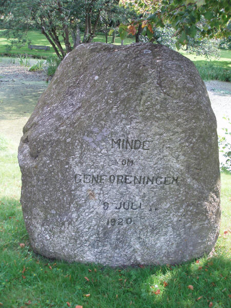 Genforeningssten i Årestrup by og sogn, Rebild kommune Genforeningssten i Årestrup by og sogn, Rebild kommune