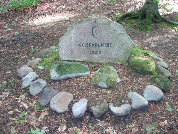 Genforeningssten i Mallehøje mindepark, Langelund sogn, Vejle kommune Genforeningssten i Mallehøje mindepark, Langelund sogn, Vejle kommune