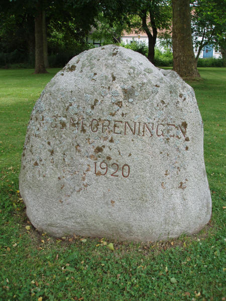 Genforeningssten i Ørting by og sogn, Odder kommune Genforeningssten i Ørting by og sogn, Odder kommune