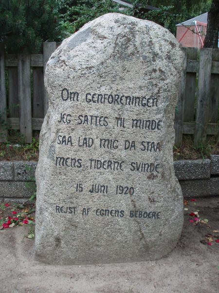 Genforeningssten i Søvind by og sogn, Horsens kommune Genforeningssten i Søvind by og sogn, Horsens kommune